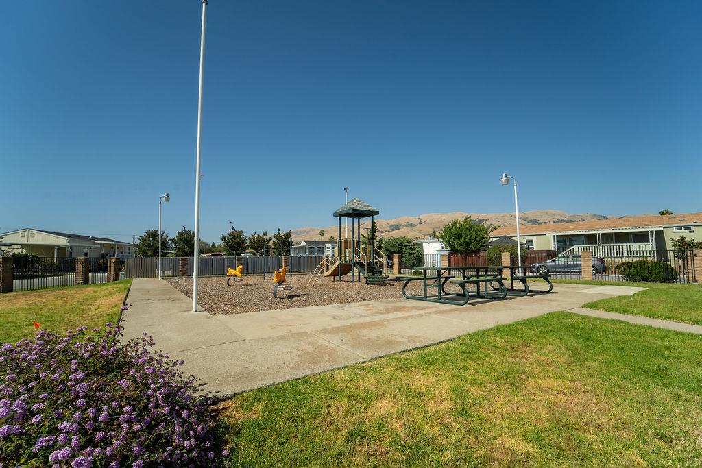 120 Dixon Landing RD 182