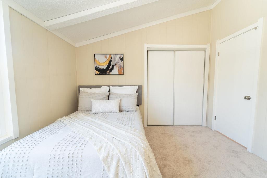 120 Dixon Landing RD 182