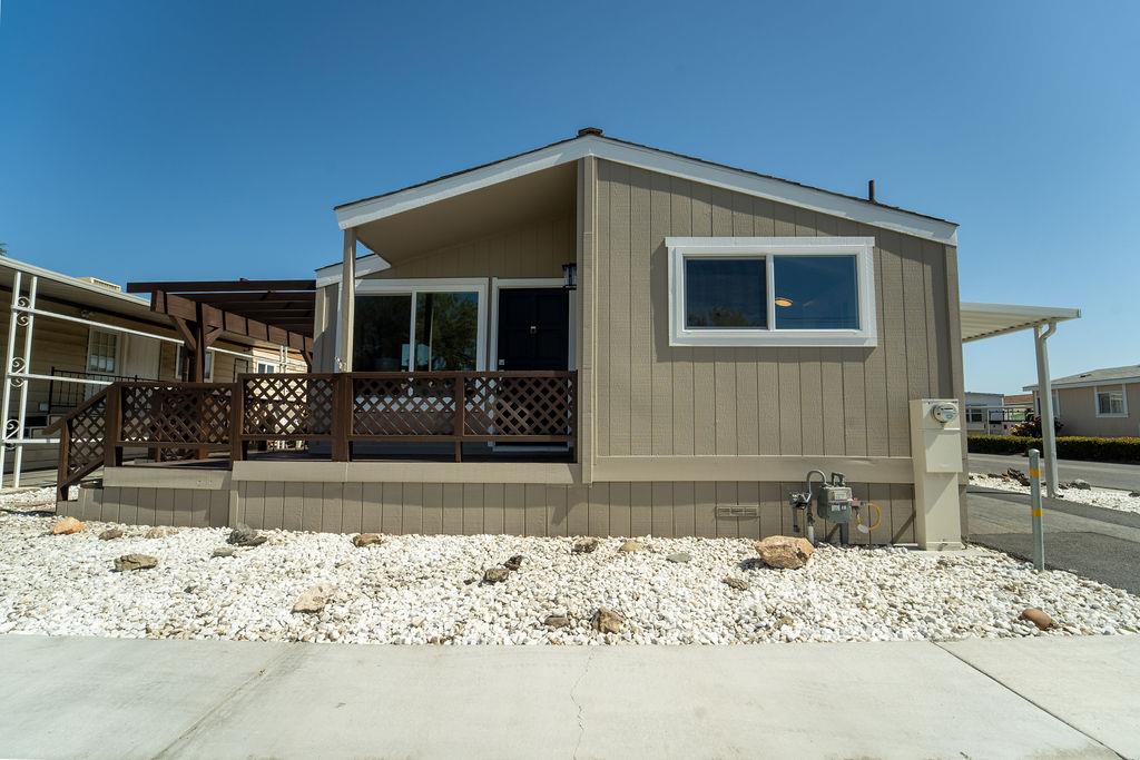 120 Dixon Landing RD 182