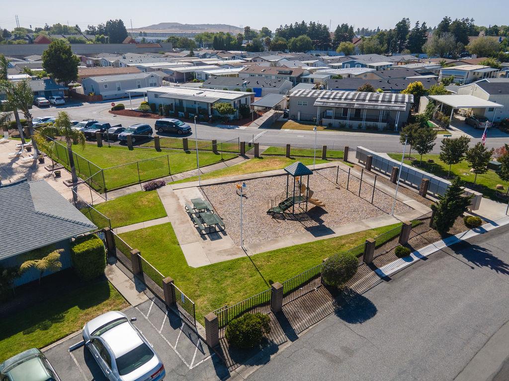 120 Dixon Landing RD 182