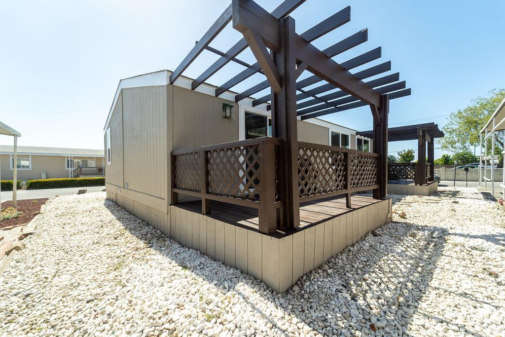 120 Dixon Landing RD 182