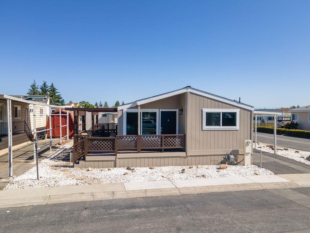 120 Dixon Landing RD 182