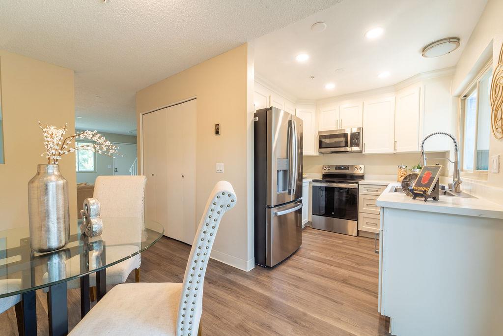 1005 Golf Course DR