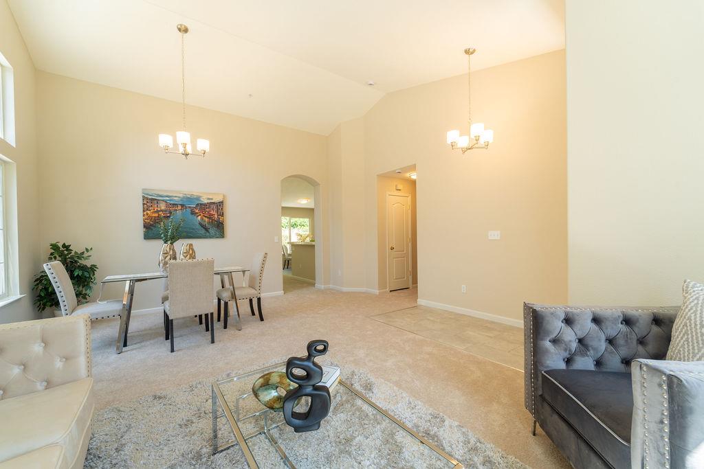 880 Megan RD