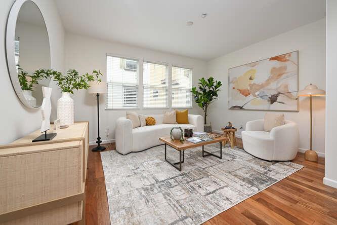 772 Messina Gardens LN