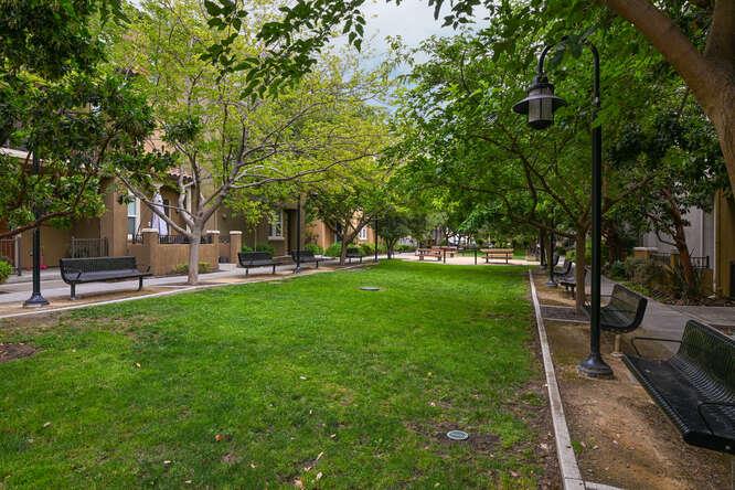 772 Messina Gardens LN