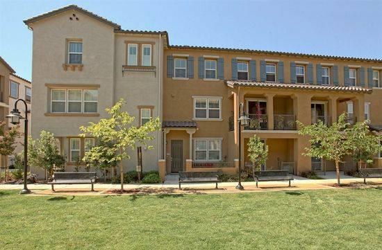 772 Messina Gardens LN