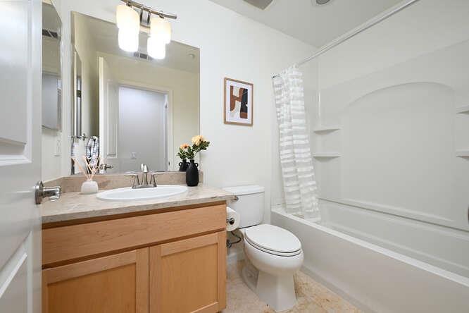 772 Messina Gardens LN