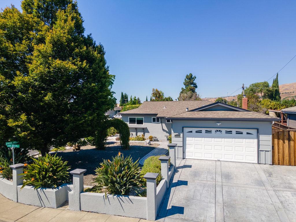 1113 Park Brook CT