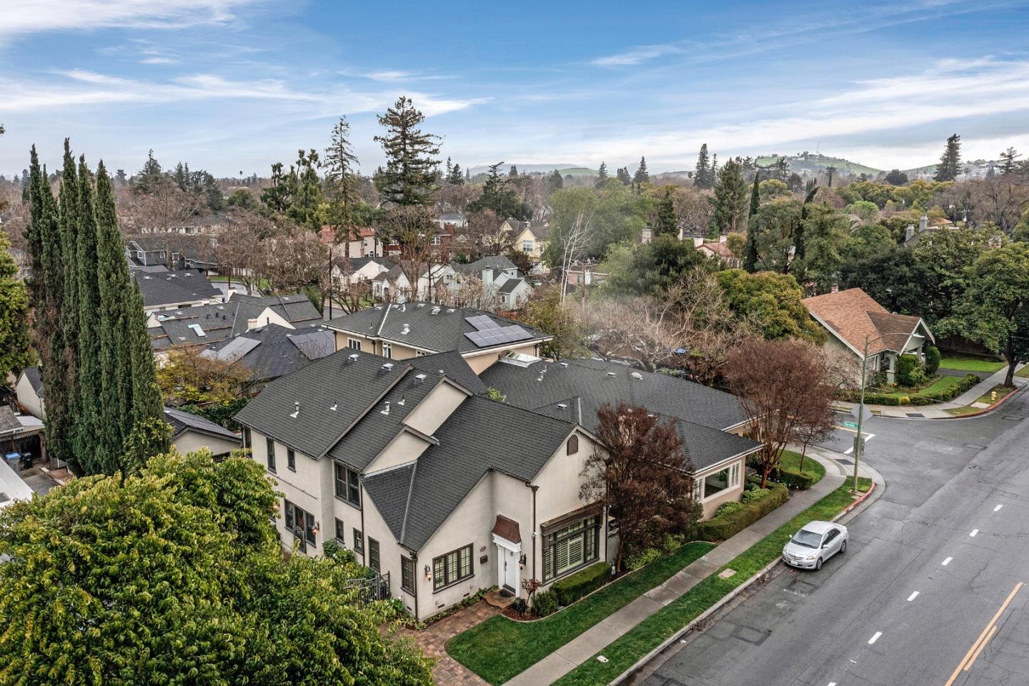 1538 Lincoln AVE