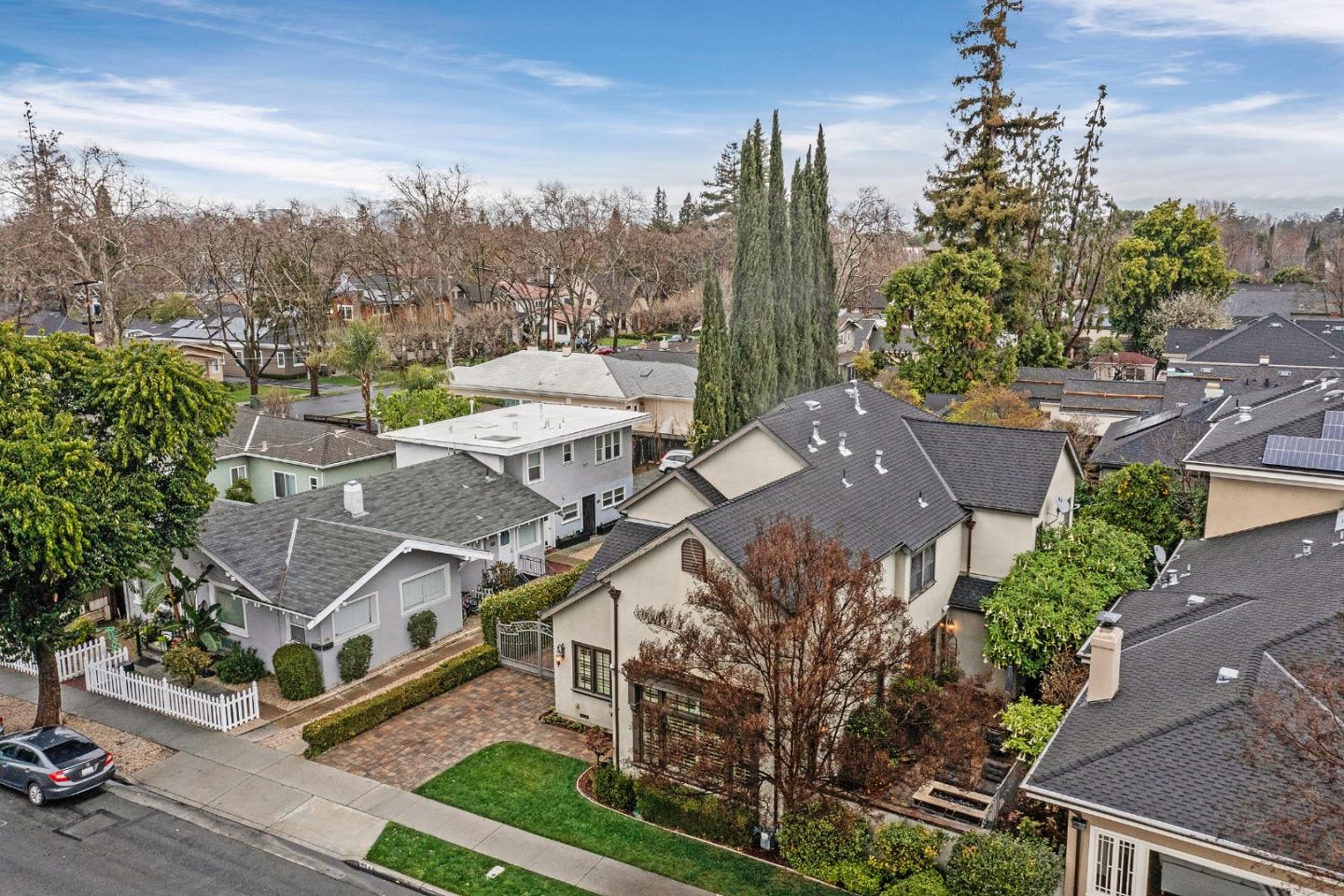 1538 Lincoln AVE