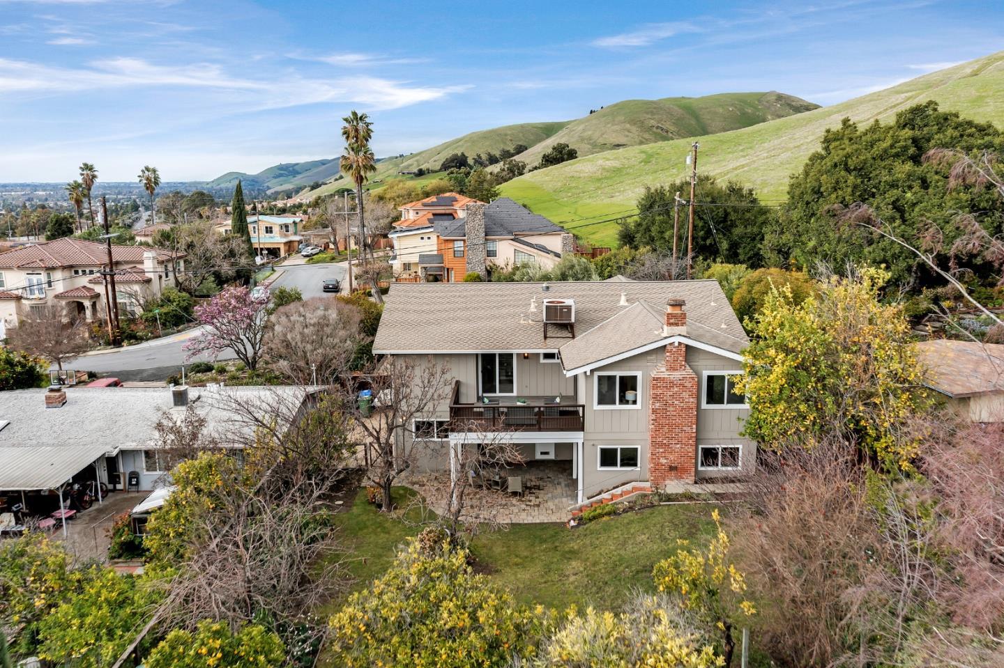 180 Mill Creek RD