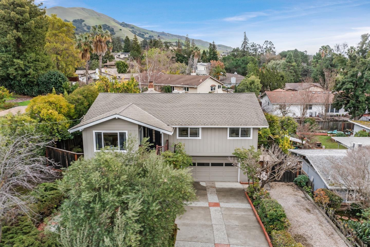180 Mill Creek RD