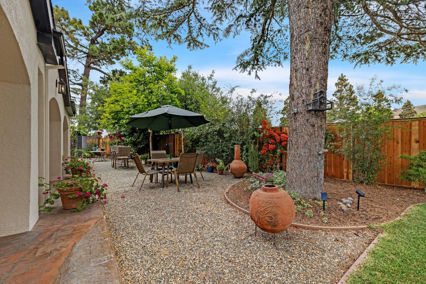 35724 Linda DR