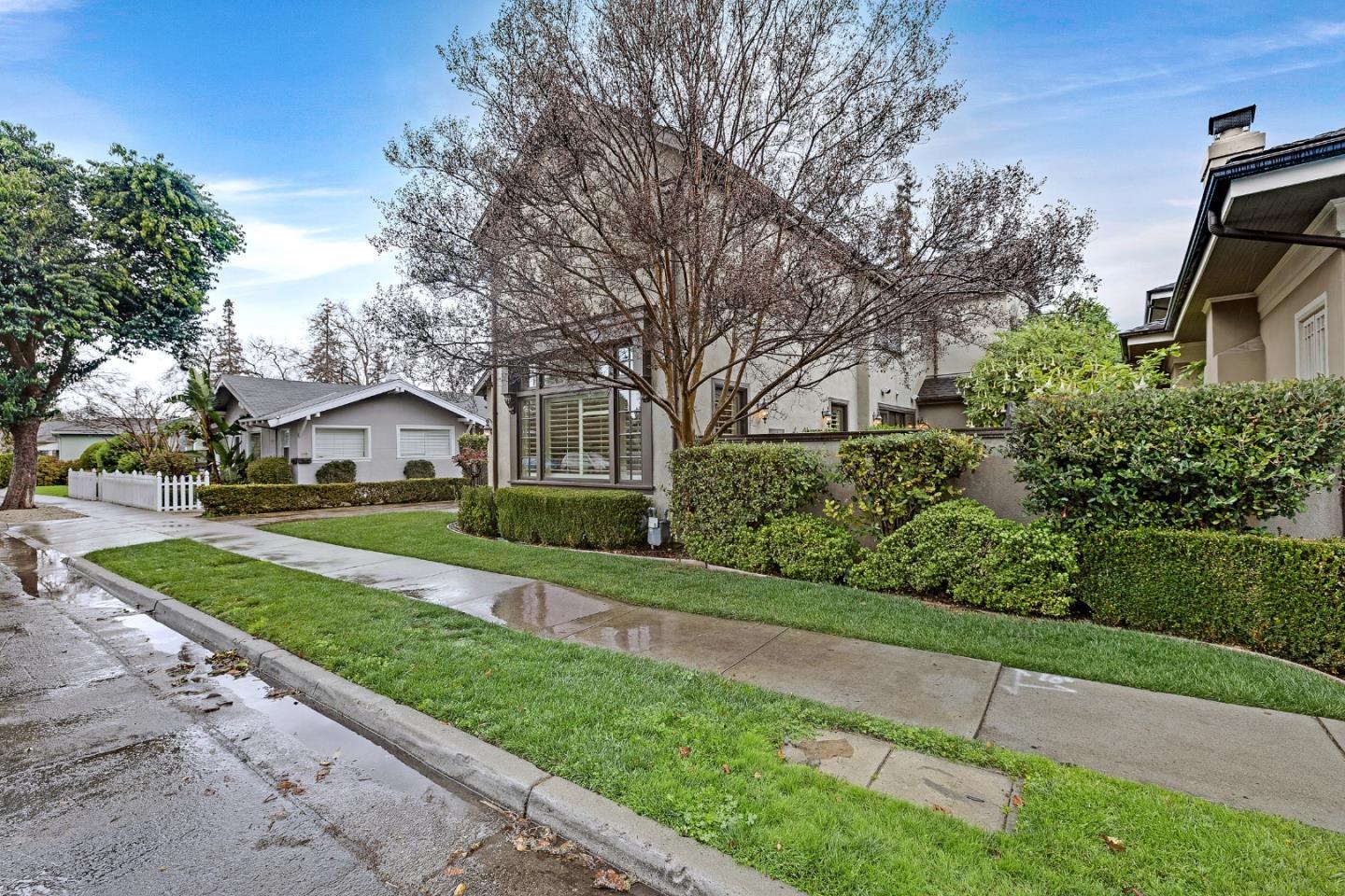 1538 Lincoln Avenue