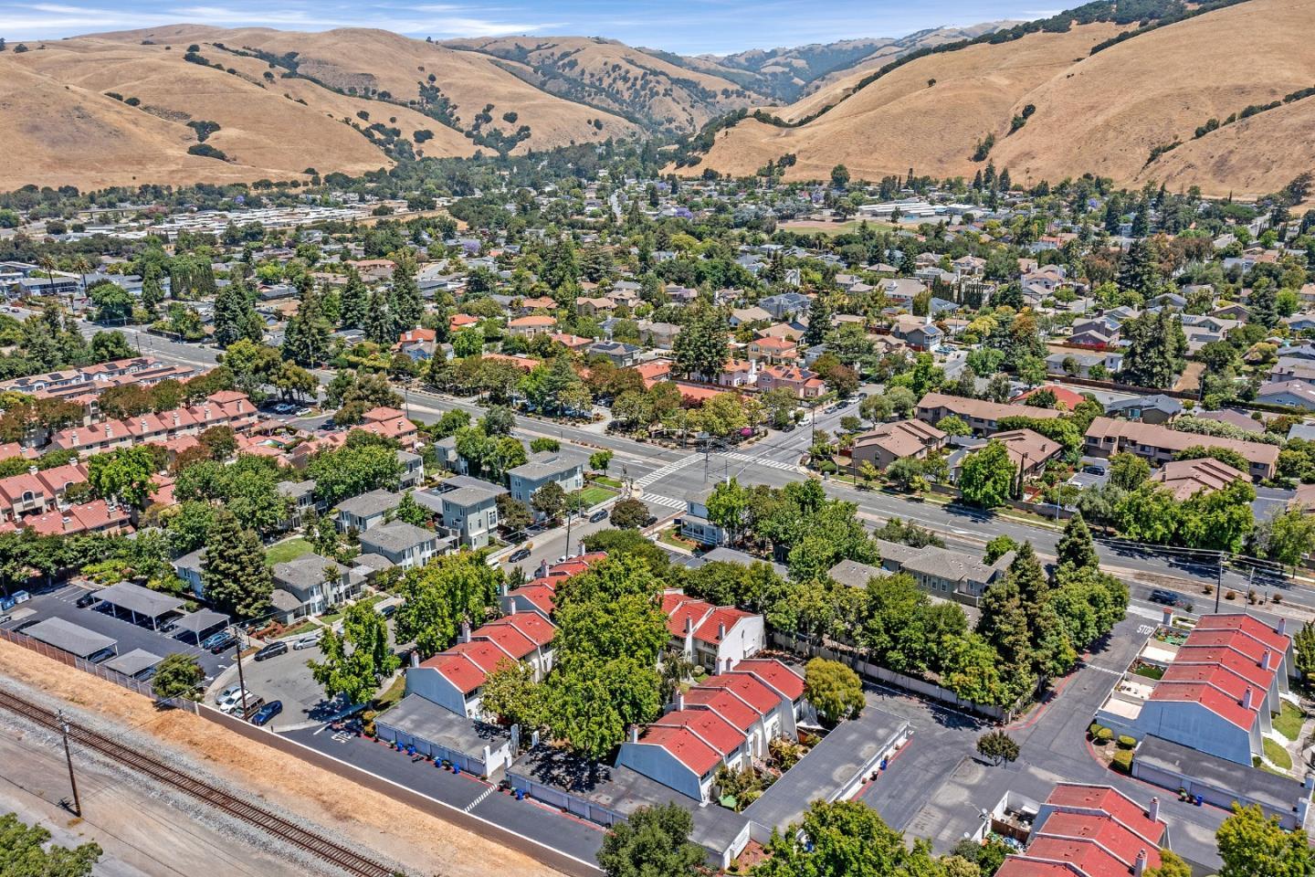 38652 Aurora Terrace