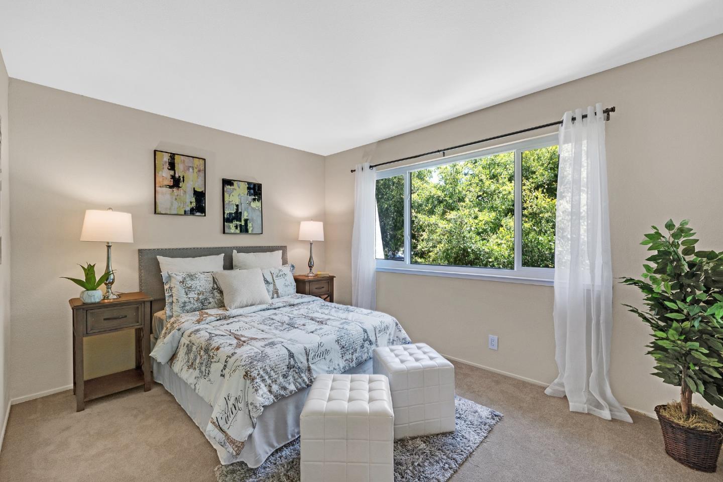 38652 Aurora Terrace