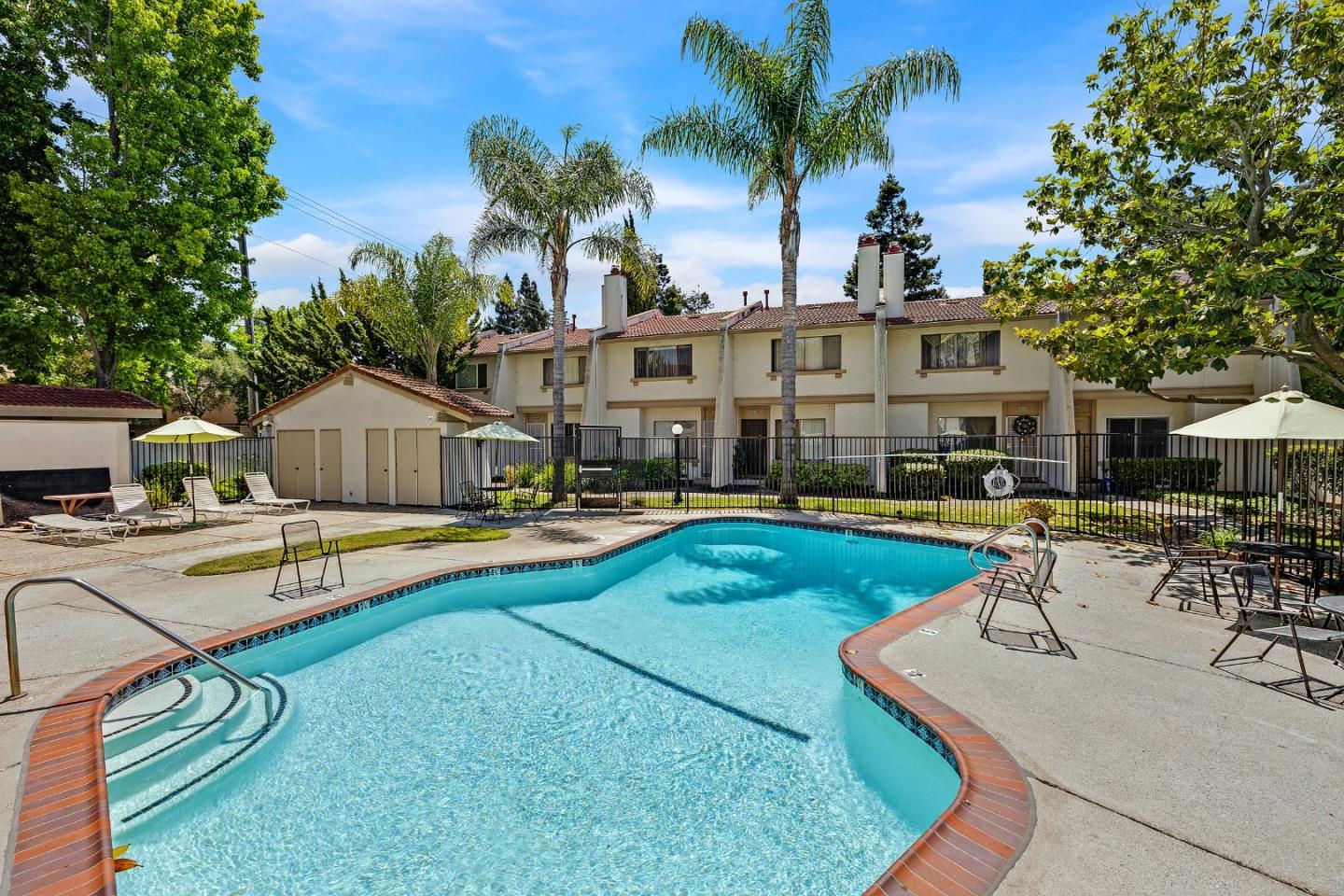 38652 Aurora Terrace