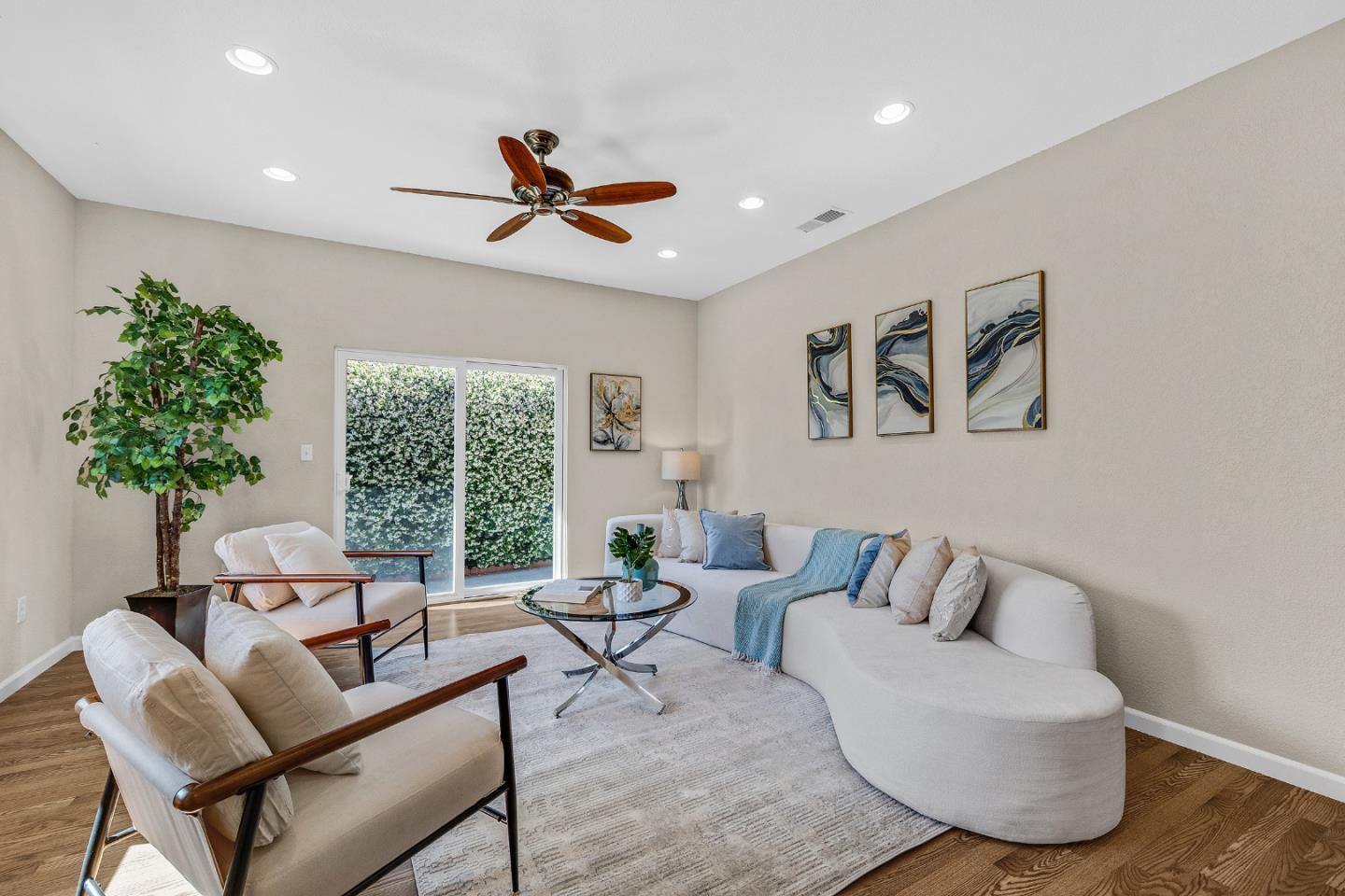 43270 Newport