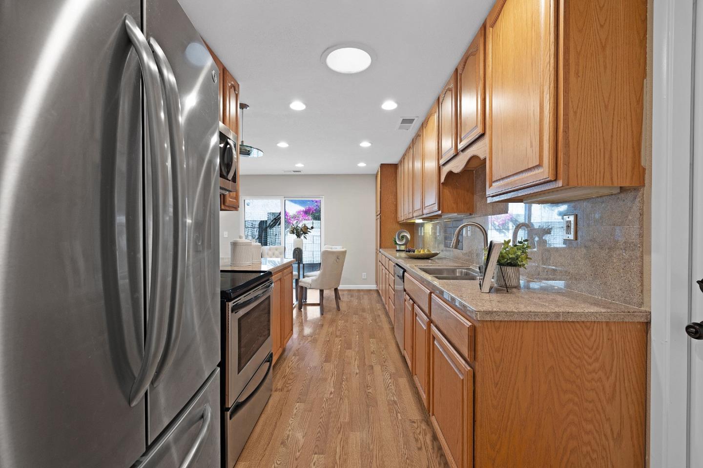 43270 Newport