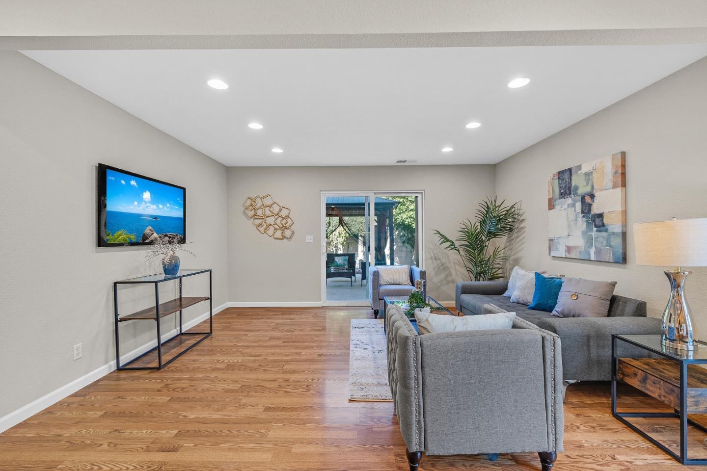 43270 Newport