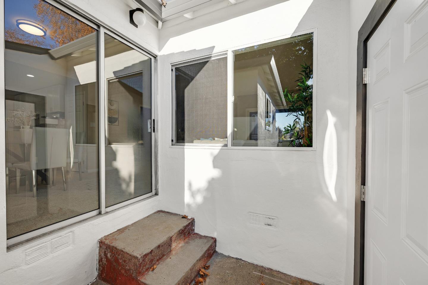 15741 Hesperian Boulevard