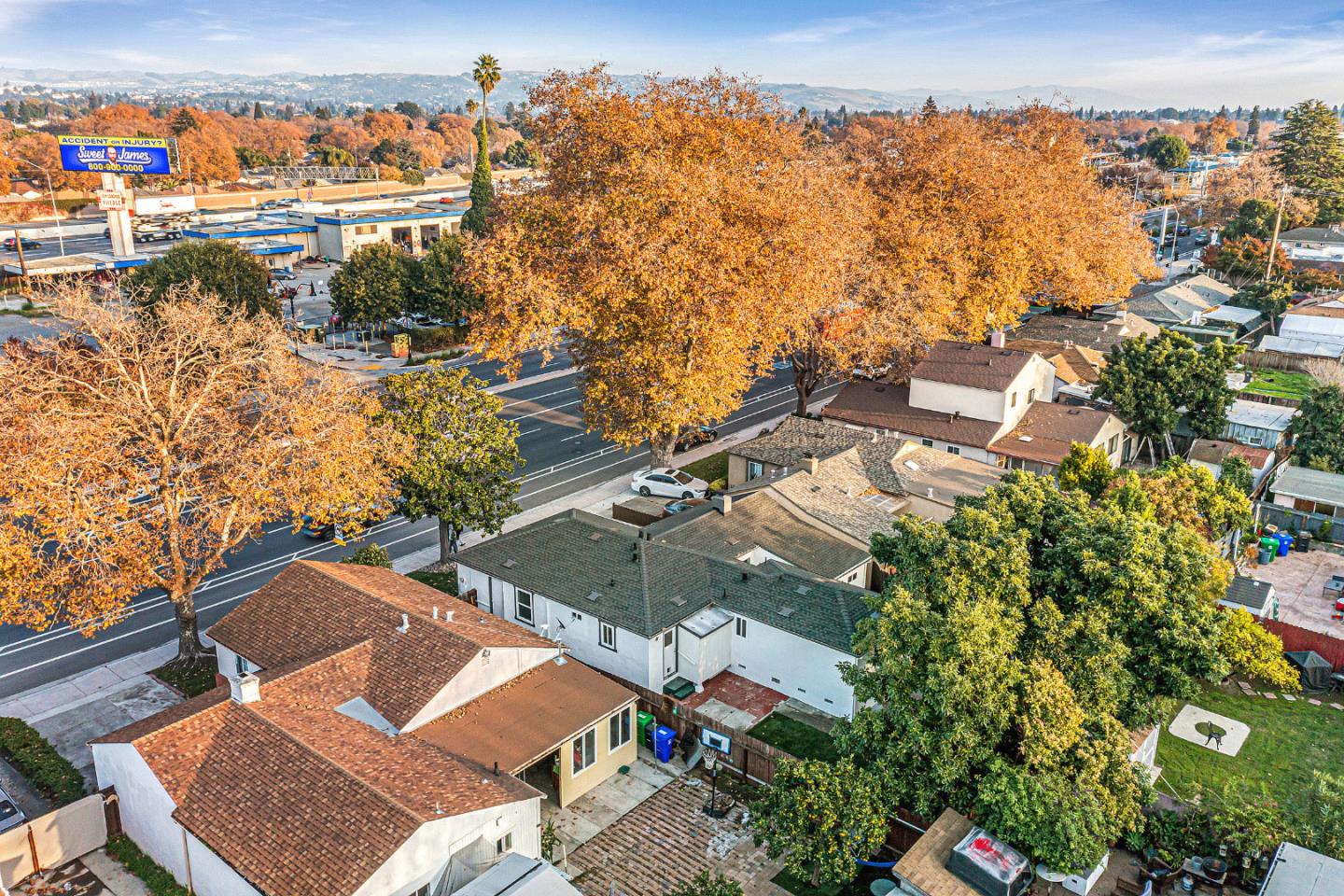 15741 Hesperian Boulevard