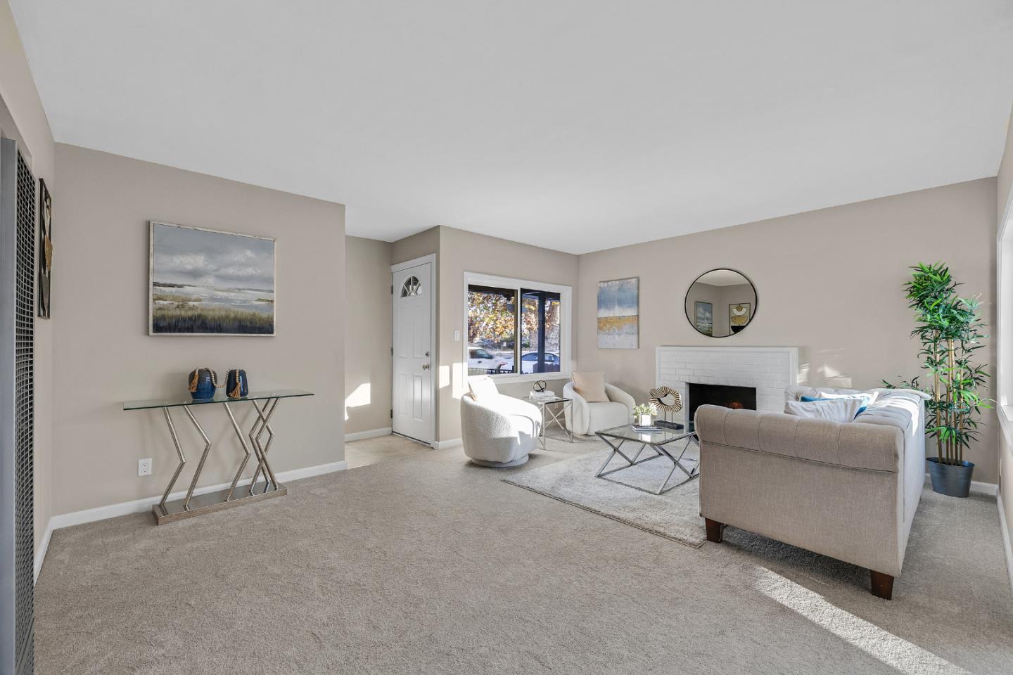 15741 Hesperian Boulevard