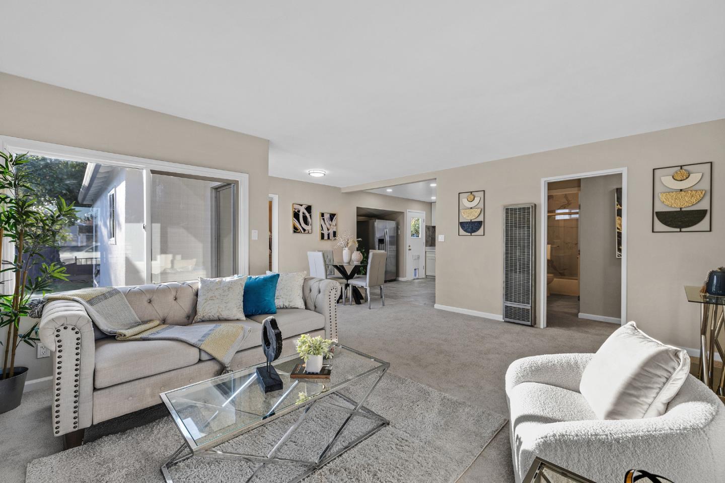 15741 Hesperian Boulevard