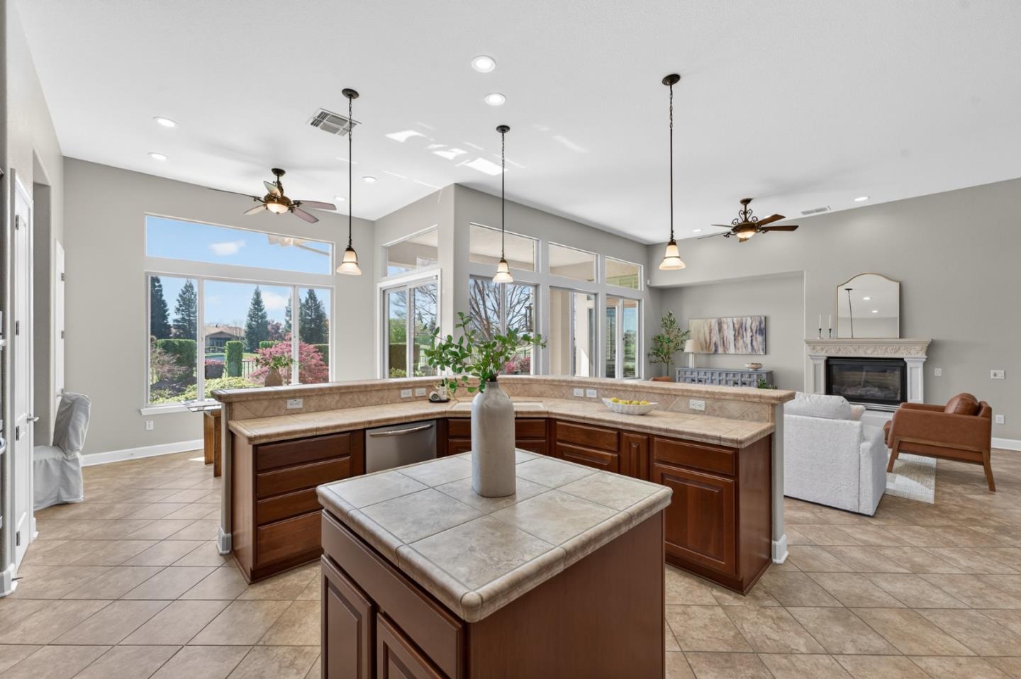 941 Wagon Wheel Lane