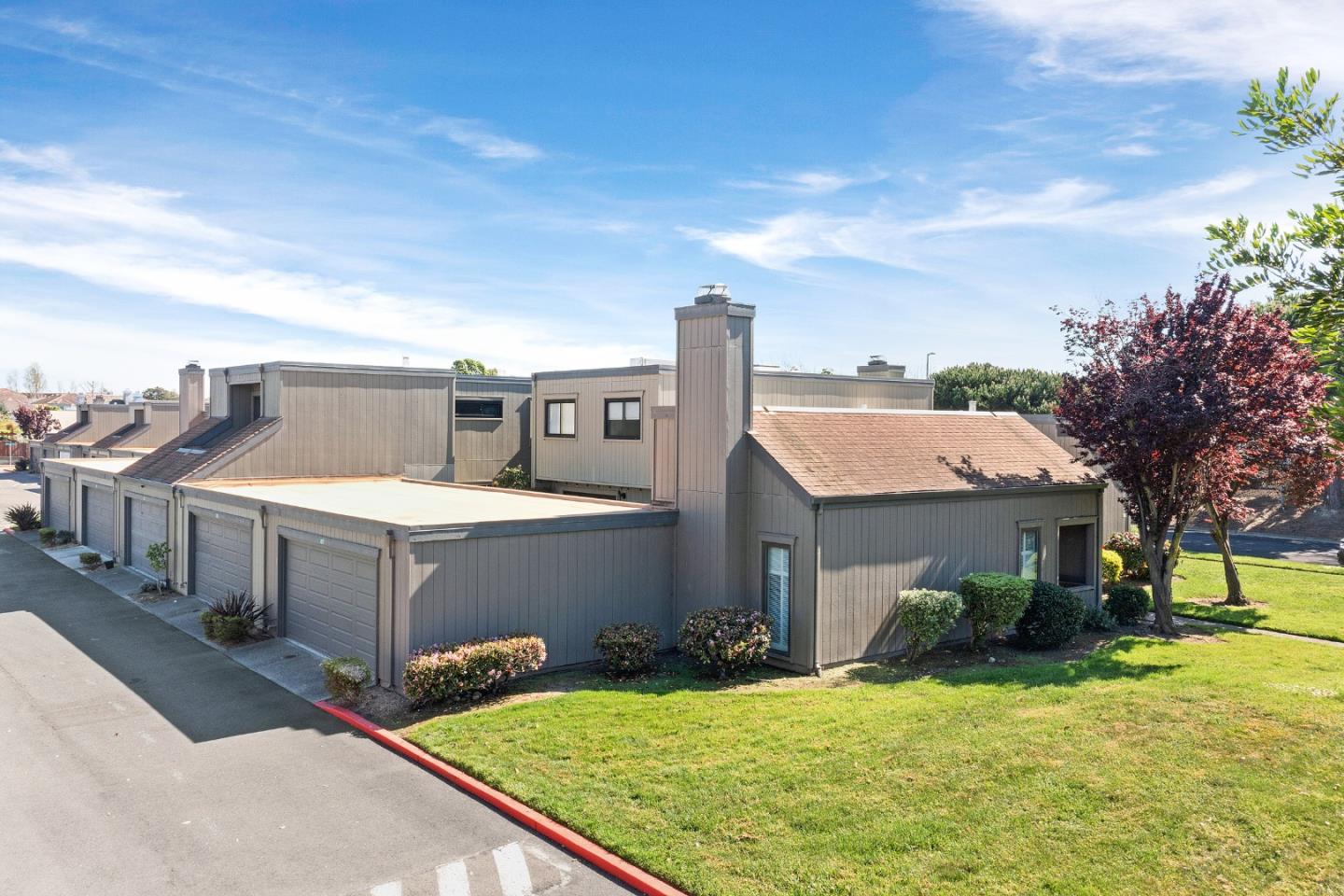 3405 Catalina Avenue