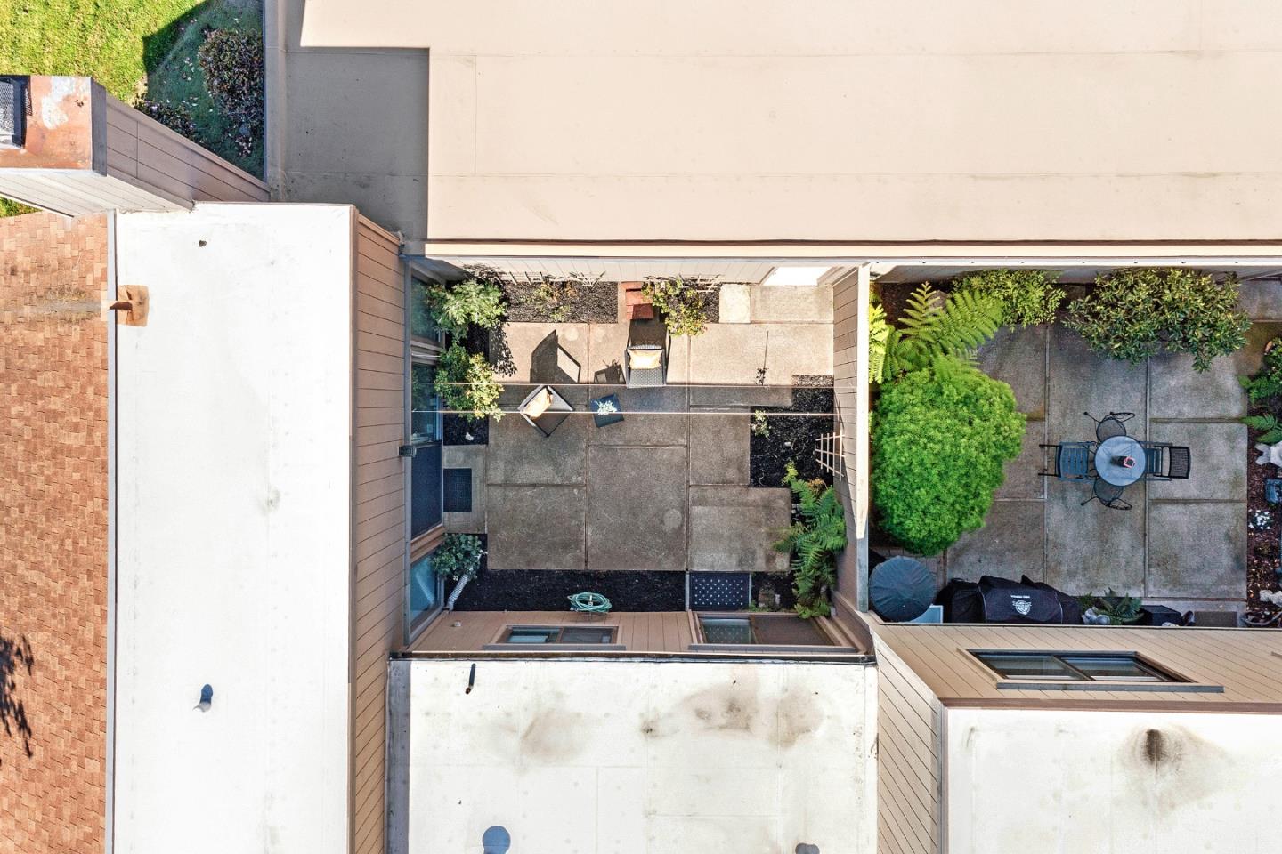 3405 Catalina Avenue