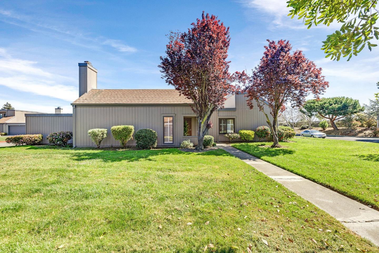 3405 Catalina Avenue