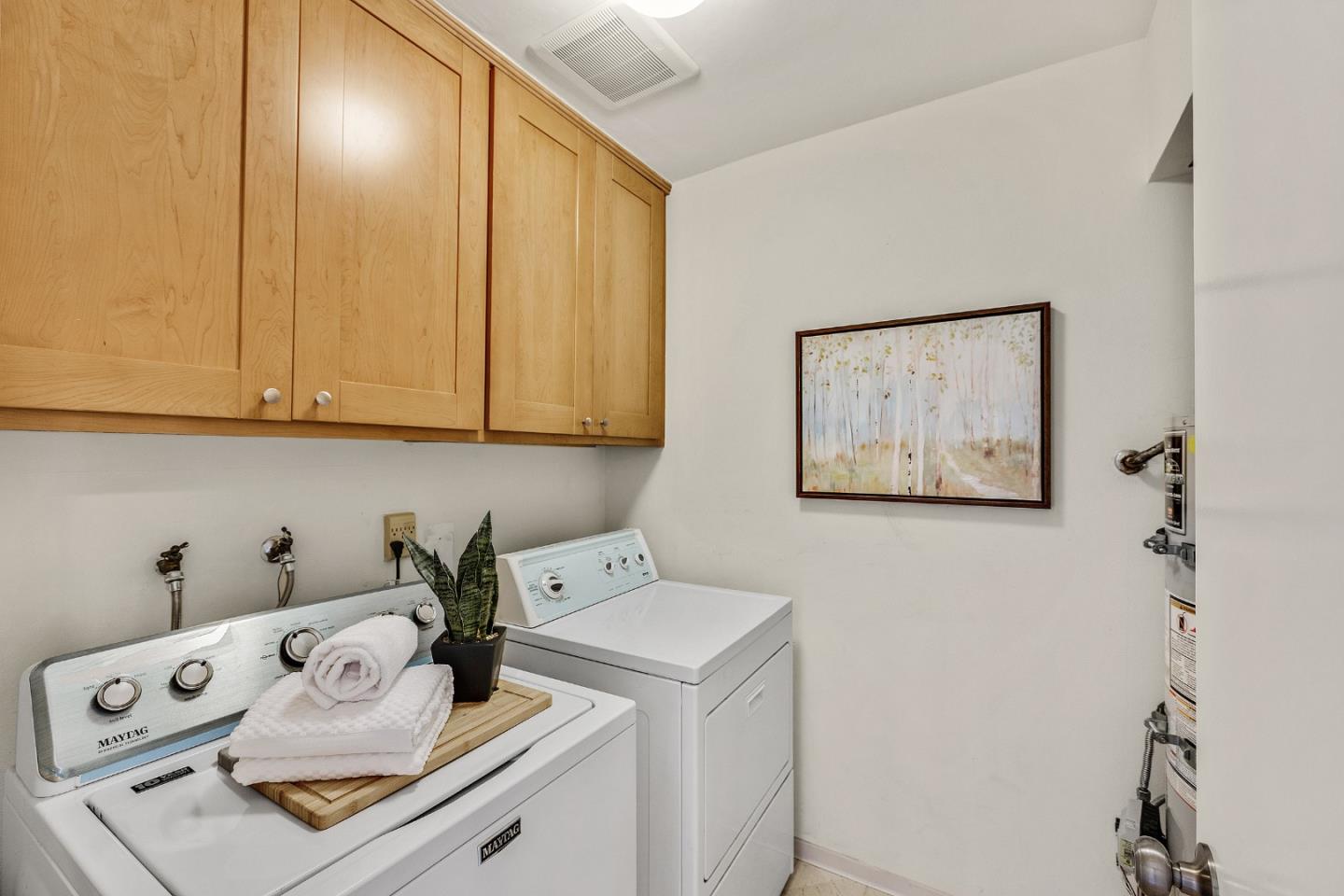 3405 Catalina Avenue