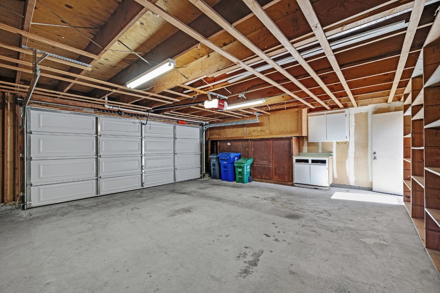 3405 Catalina Avenue