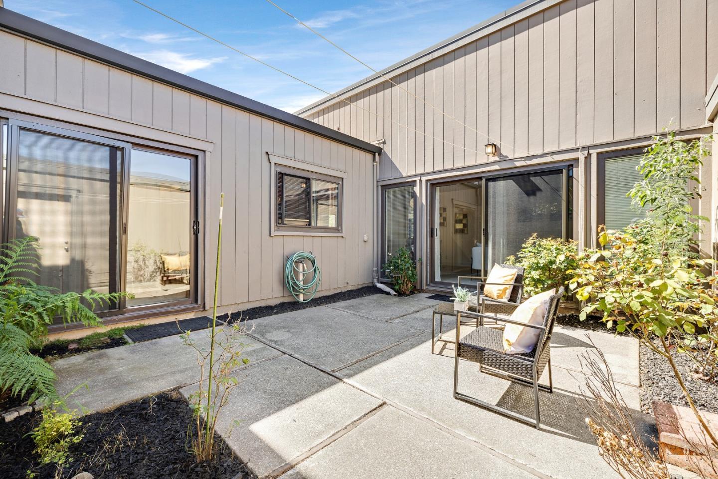 3405 Catalina Avenue