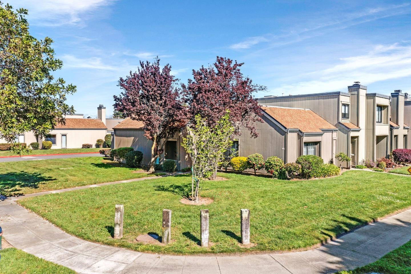 3405 Catalina Avenue