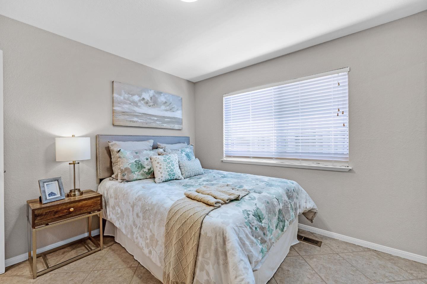 48875 Chenin Blanc Drive