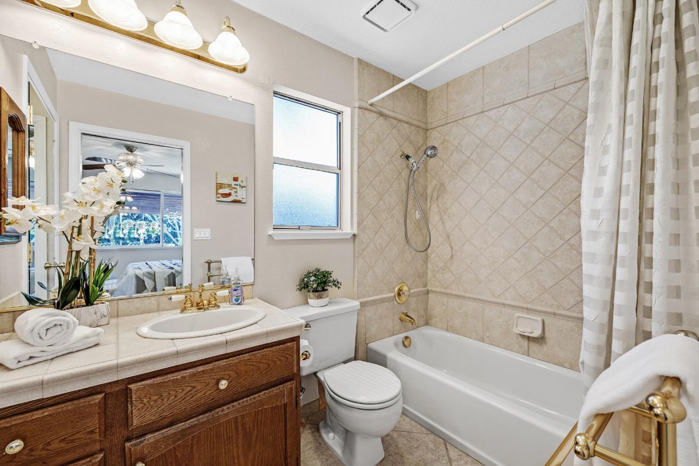 48875 Chenin Blanc Drive