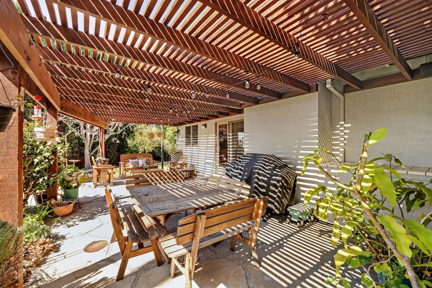 48875 Chenin Blanc Drive