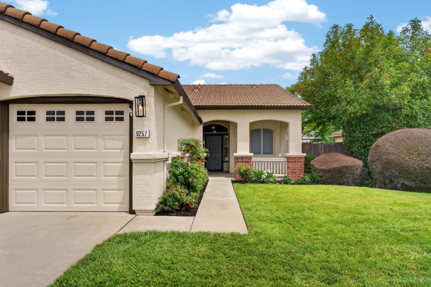 9257 Fosdyke Court