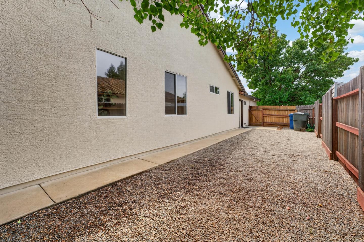 9257 Fosdyke Court