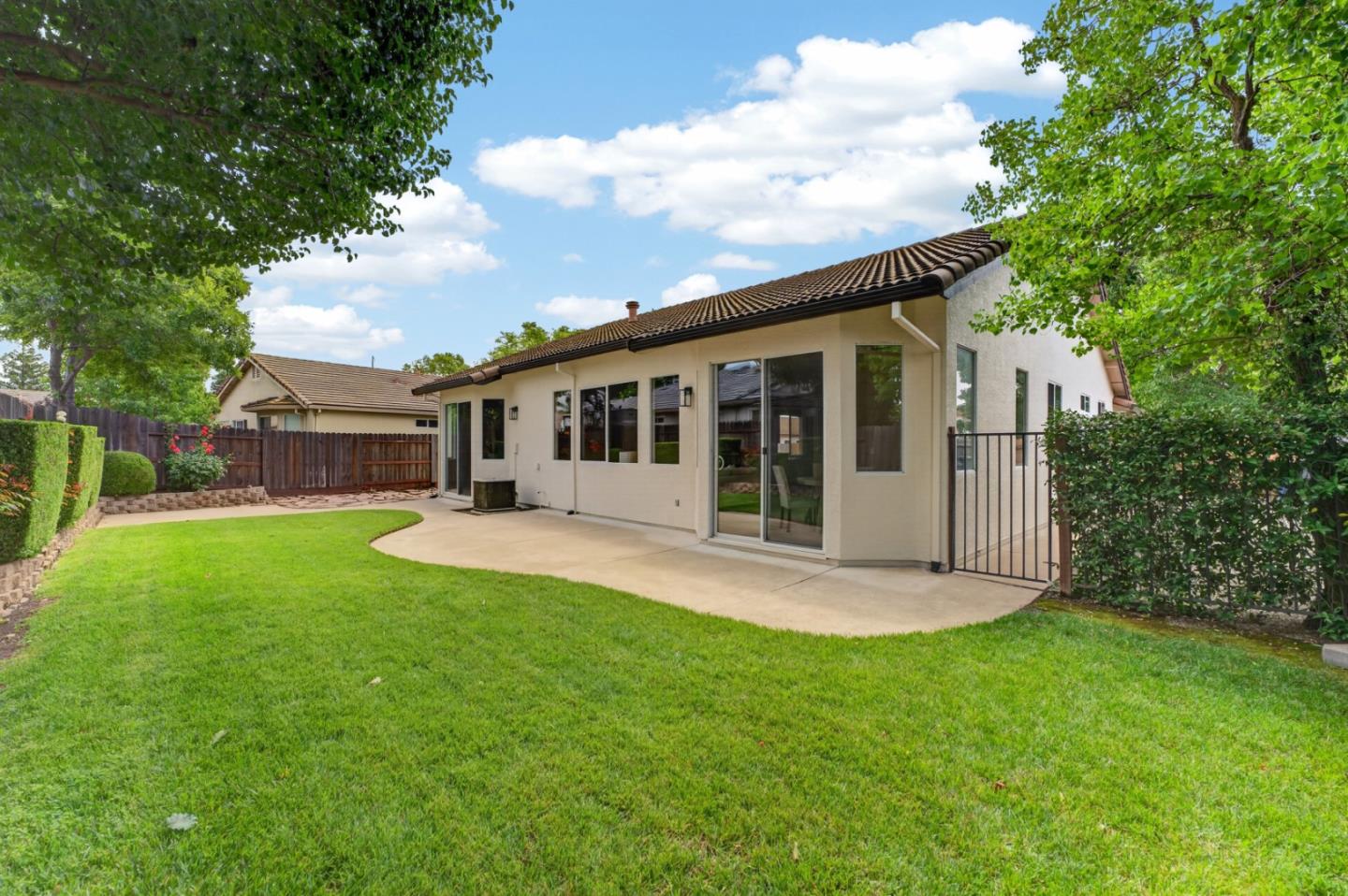 9257 Fosdyke Court
