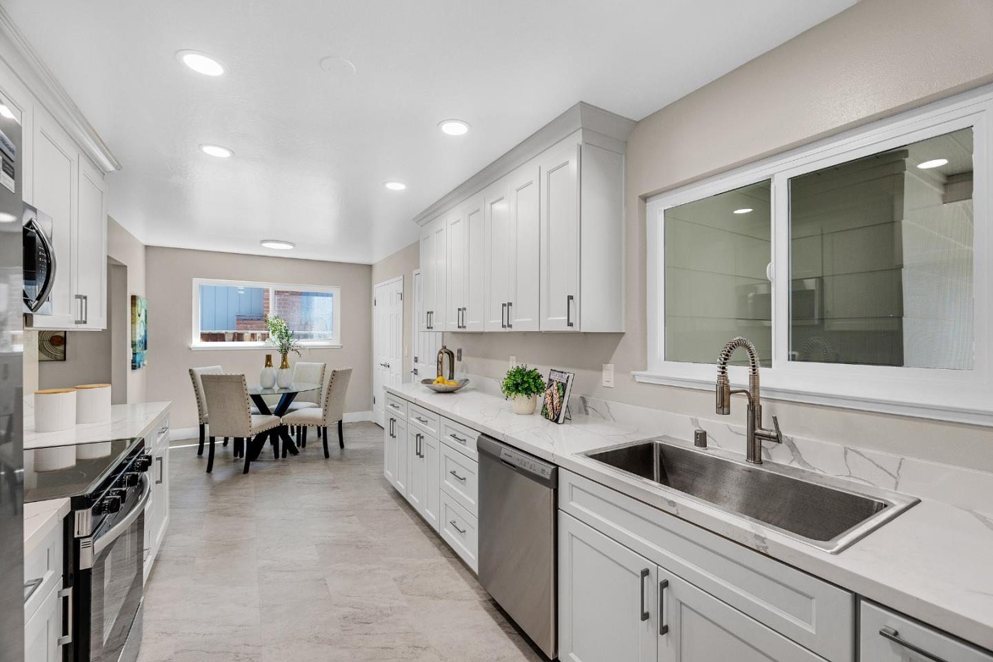 3385 Valley Square Lane