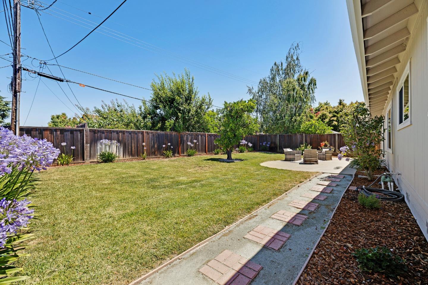 3385 Valley Square Lane