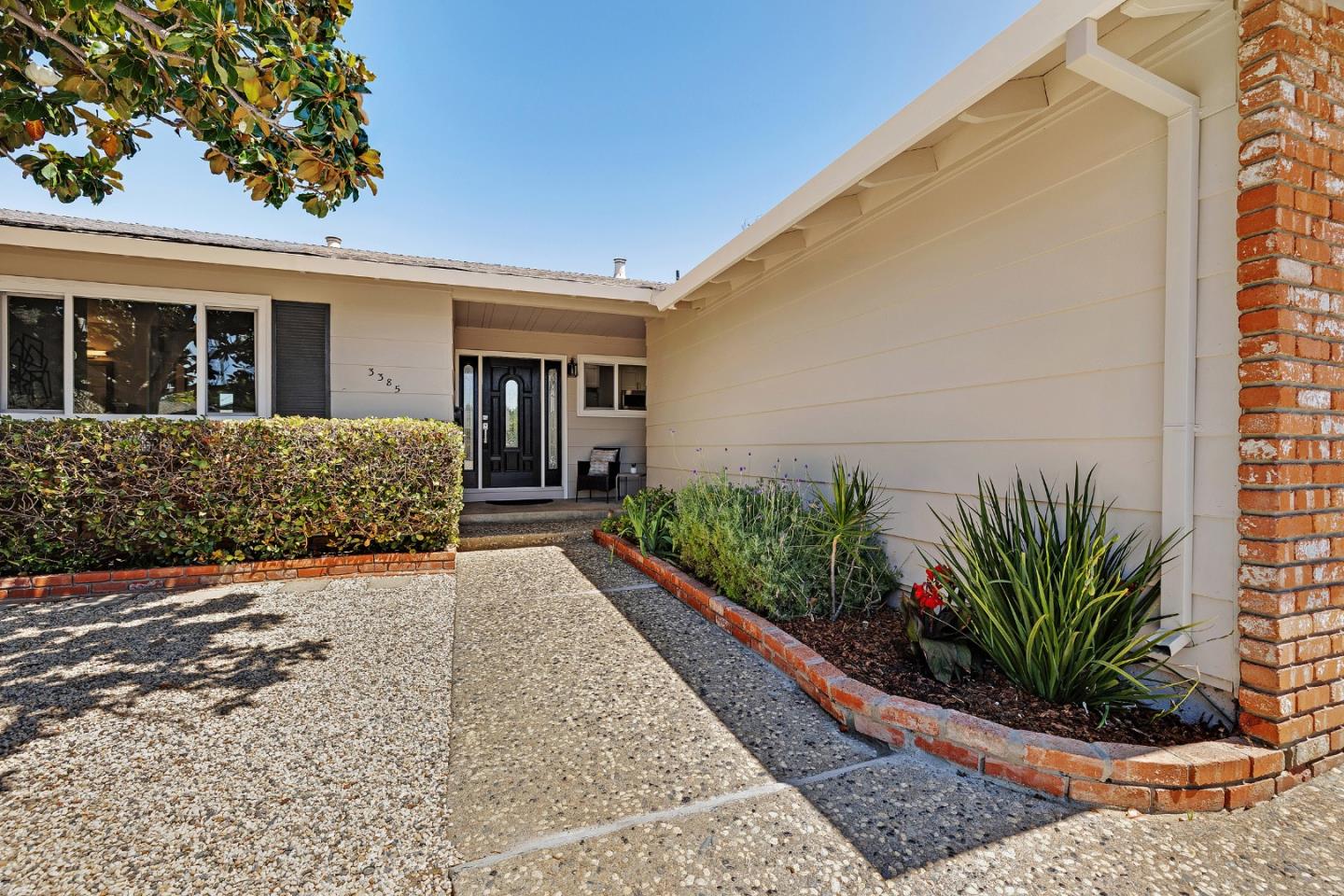 3385 Valley Square Lane