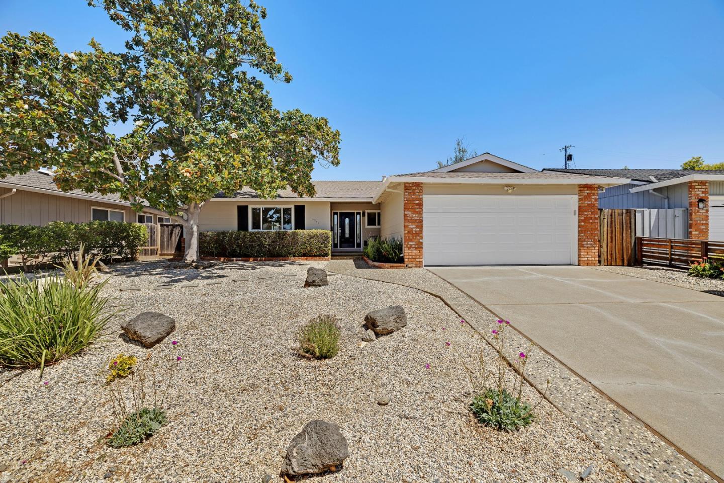 3385 Valley Square Lane
