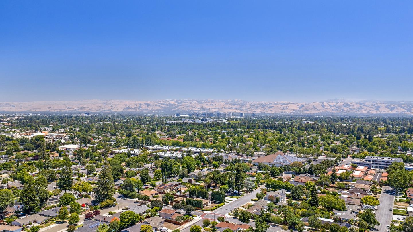3385 Valley Square Lane