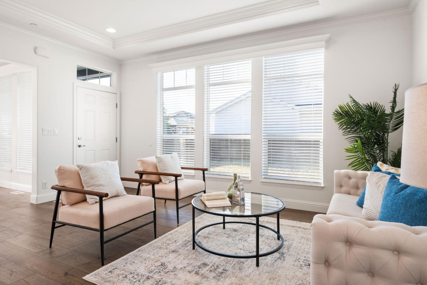 3521 Coffey LN