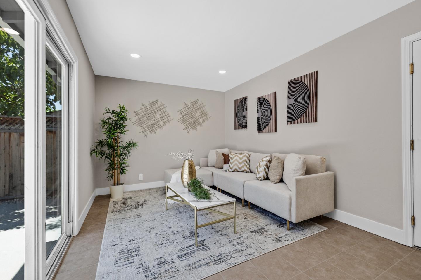 448 Greathouse DR
